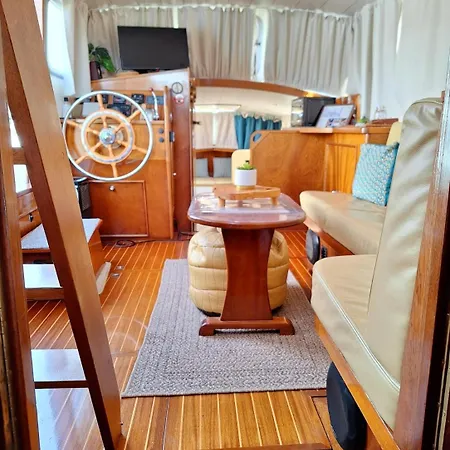 Bateau Le Zimon - Insolite 鲁昂