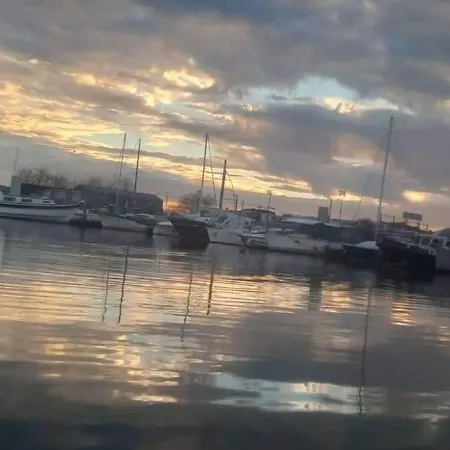 Zimon- Bateau Authentique - Vue Sur La Seine