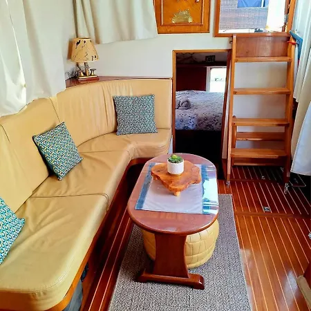 Hotel na wodzie Bateau Zimon-vue Seine-nuit Insolite A Rouen