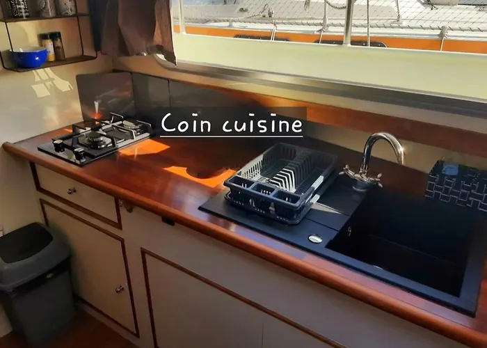 Botel Houseboat Cosy Et Atypique à Le Zimon Ruão